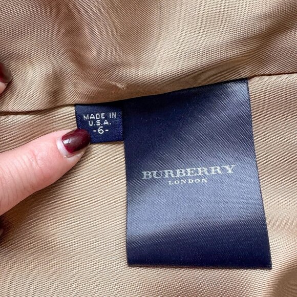 RARE Tailored Burberry Nova Check Tweed Coat Faux Fur Accent Lined - Picture 11 of 12